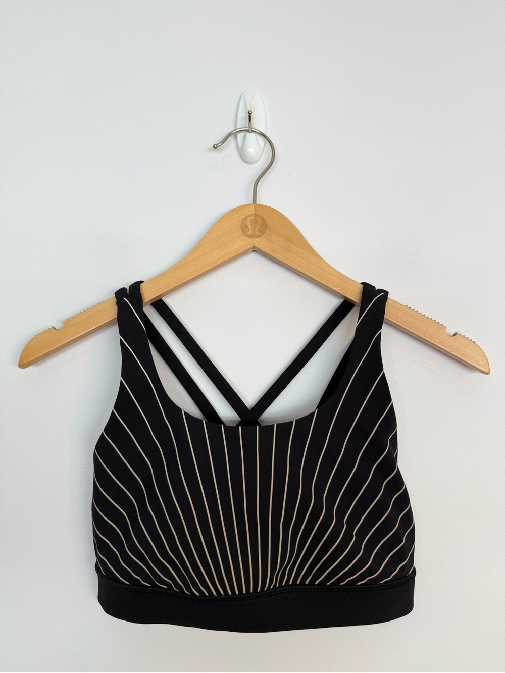 22: Lululemon Energy Bra *Reflective High Beam Energy Bra Soft Sand Size 4